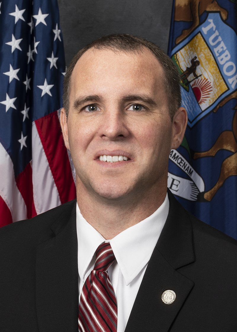 Official portrait of Thomas Albert